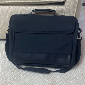 Targus Black Laptop Briefcase Bag